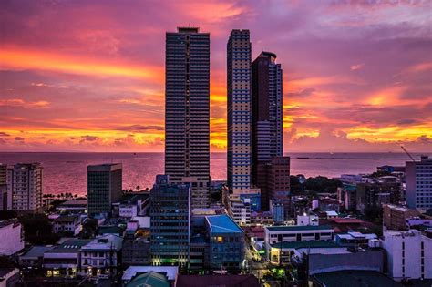 Manila at Night: 15 Top Things to Do & Places to Visit.
